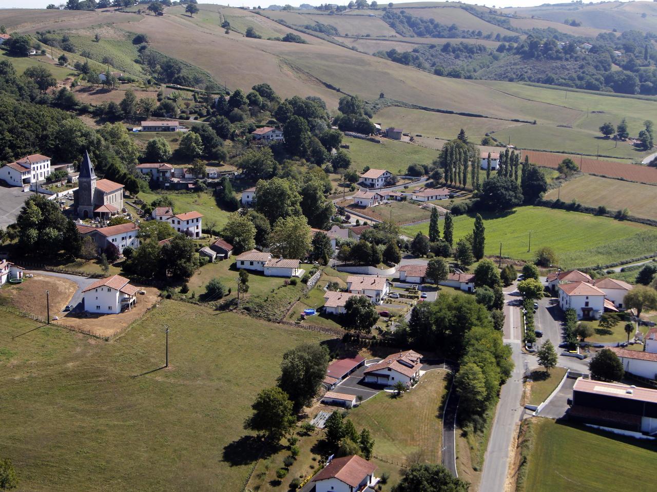 Bourg vu du ciel 1